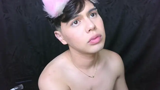 Felipe_Kold élő XXX-chatje