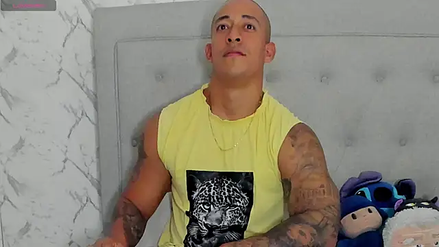 luigiferrara's Live XXX Chat
