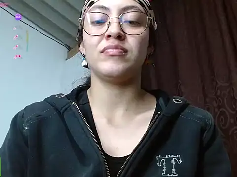 Amitlu_'s Live XXX Chat