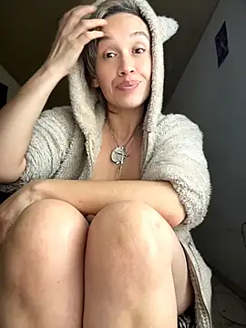 MARILYNMADELENAKOVANOVA Chat XXX in diretta