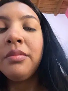 Chat +18 de nicole_fisherr ao vivo