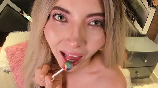 Chat XXX en directo de OneBeauty_