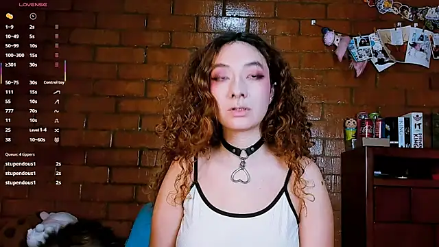 Živý XXX chat Annycolin_