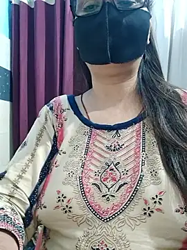 Aishwaryaa_69: онлайн-секс-чат