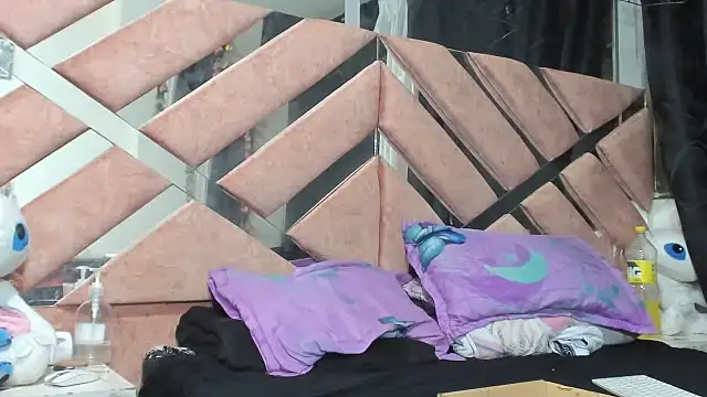 CelesteGill_'s Webcam Show