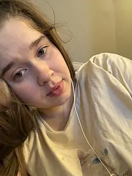 Živý XXX chat HornyGirlH
