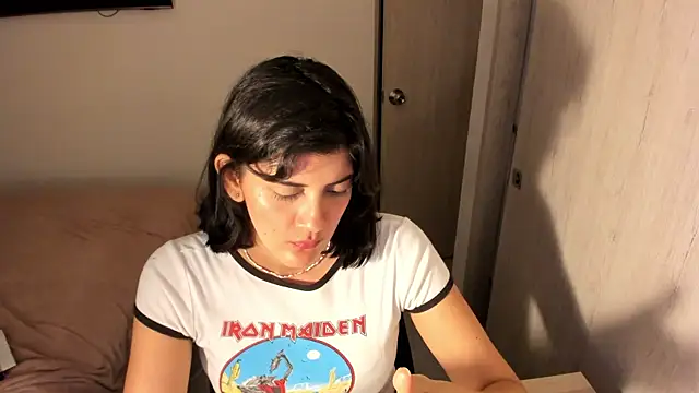 misstoya's Live XXX Chat