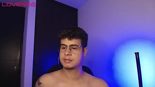 Chat +18 de BjornSteel ao vivo