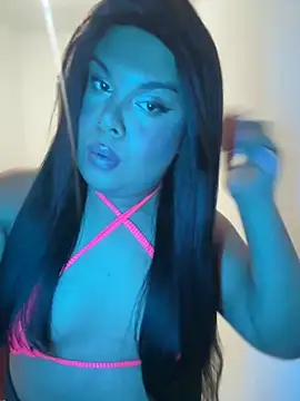 Show de NicoleBBigAss na webcam