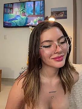 Your_Honeey's Live XXX Chat