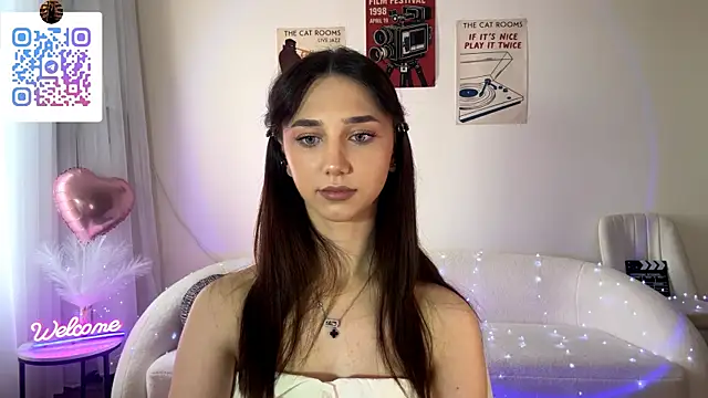 LinaMour লাইভ XXX চ্যাট