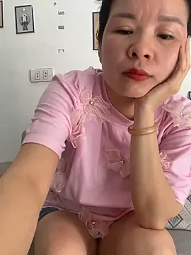 Ivy_Trix2 Chat XXX live
