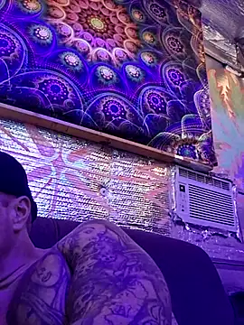 drednasty webkamerás műsora