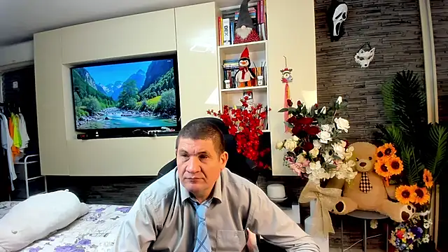 SpartacusDaddy48 Webcam show