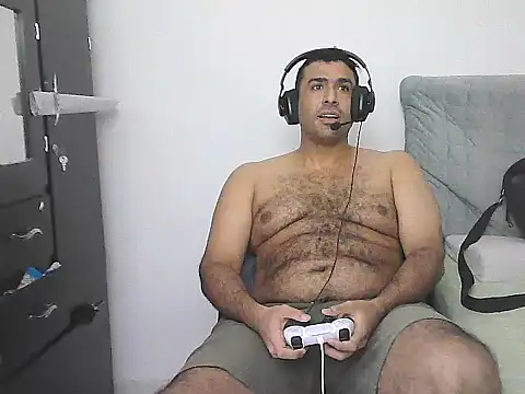 XXX chat uživo modela IronSideBear