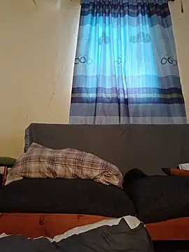 69_SINNS Show in webcam