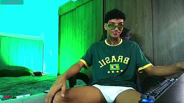 im_Usuga's Webcam Show