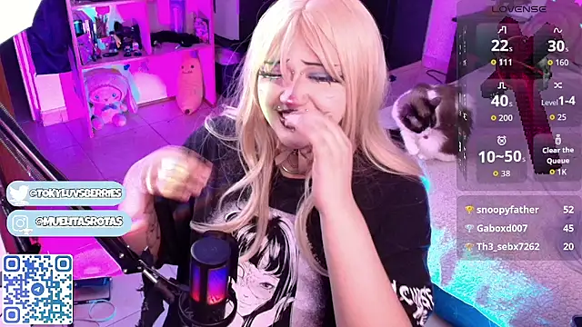 Živý XXX chat toky_doll