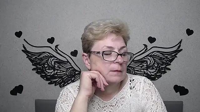 EmiliaGree Chat XXX in diretta