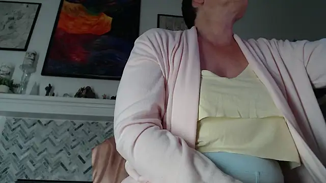 AuroraWillows Show in webcam