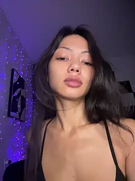RinaErota Chat XXX in diretta