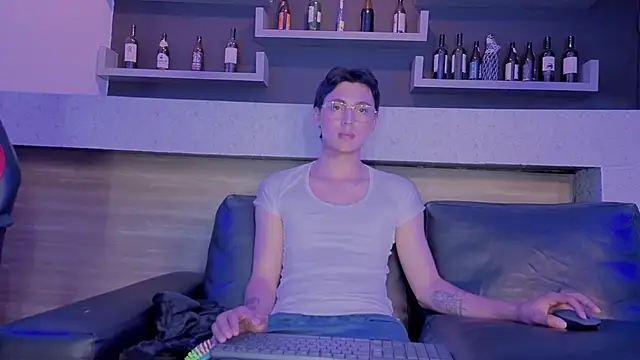 tian_sex Webcam Show