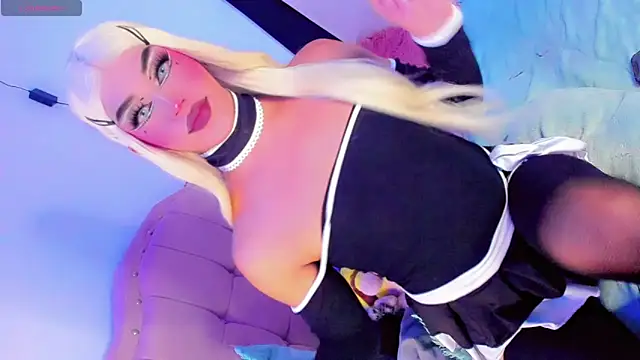 Chat XXX en directo de Shiaki_04