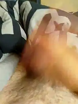 chrisdic27 Show in webcam