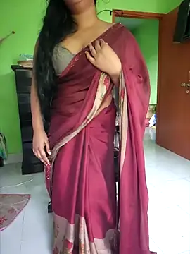 Aruna-1 Live XXX Chat