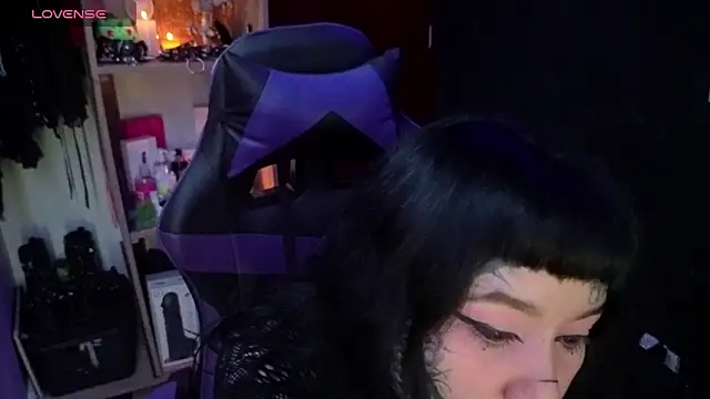 aradia_66's Live XXX Chat