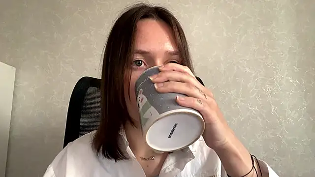 LisaSunrise's Live XXX Chat