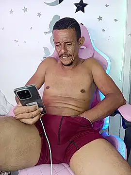 El_junior21 élő XXX-chatje