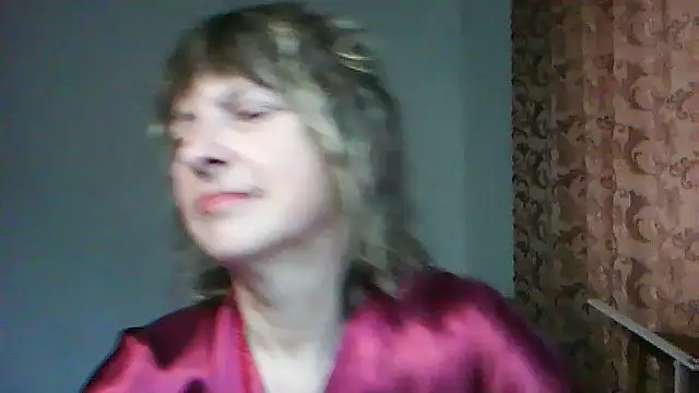 Show modela ElizabethGorden na web-kameri