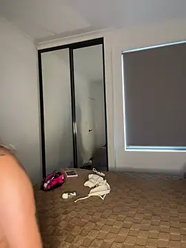 KristinaLouun Webbikameraesitys