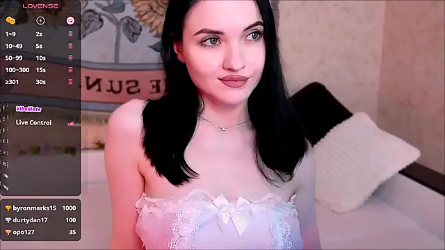 AdelinaRoss Live XXX-Chat