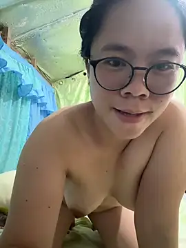 xxdreamgirl69 élő XXX-chatje