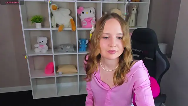 Živý XXX chat Emmaa_Kimm