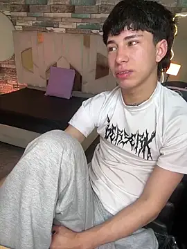 kaelwolf_tay webkamerás műsora