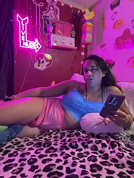 TranSexualJade95 webkamerás műsora