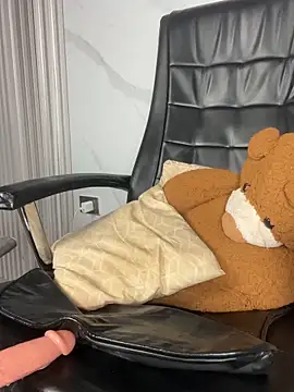 CrystalFairy007's Live XXX Chat