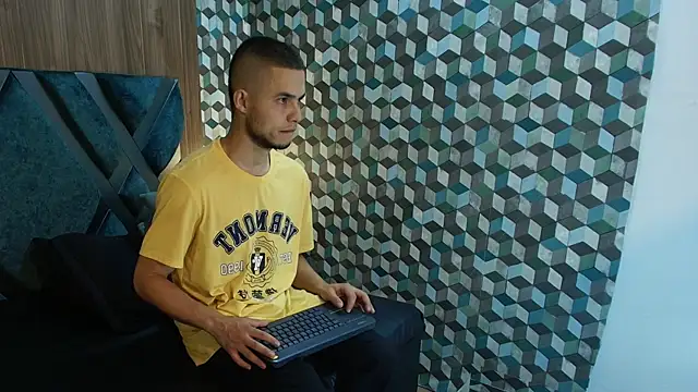 Joaho_Fernandez's Webcam Show