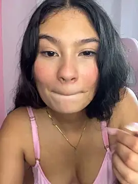 melody_flowers18's Webcam Show