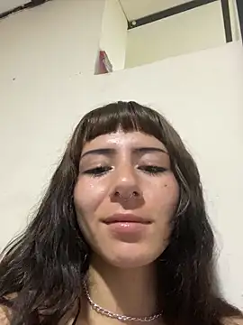 Mhelanny2のライブXXXチャット