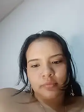 Emily_Rouse23 – Naživo XXX chat