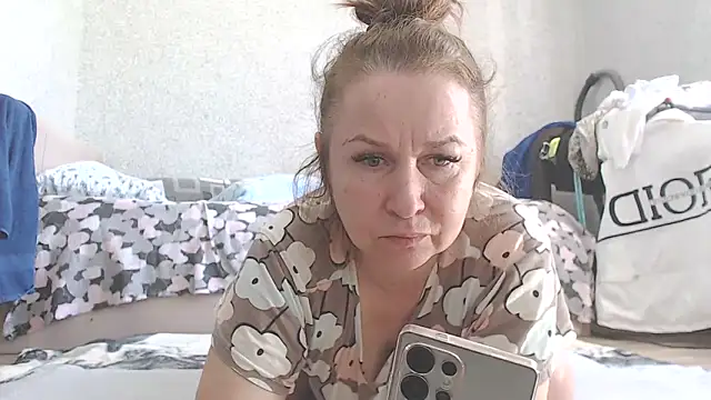 Vika_ Show in webcam