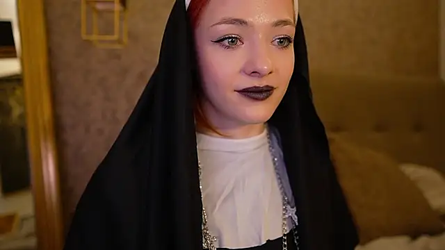 XXX chat uživo modela MiaRouge