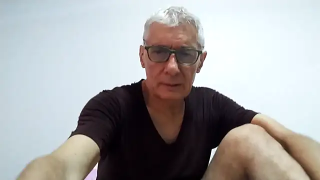 BIGUNCUTHARDCOCK Live XXX-chat