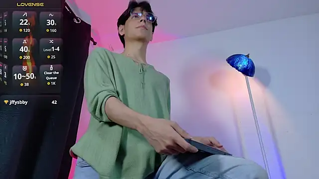 lui_x_dustのウェブカメラショー