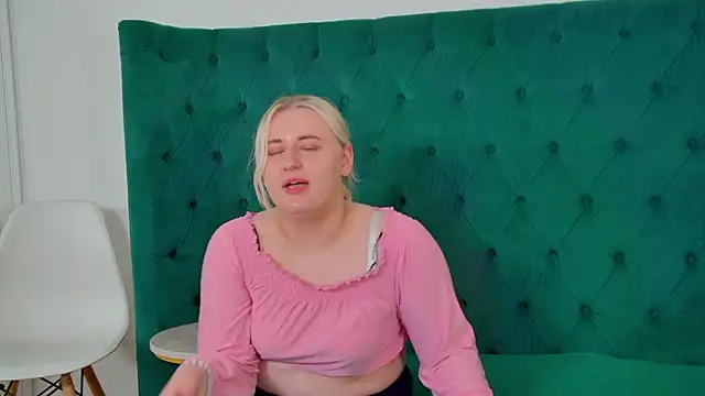 LioraArdyn Live XXX-Chat