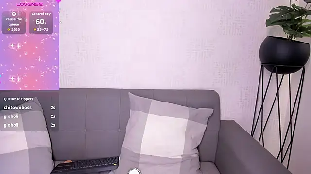 MelissaSaenzgh_ Adlı Modelin Canlı XXX Sohbeti